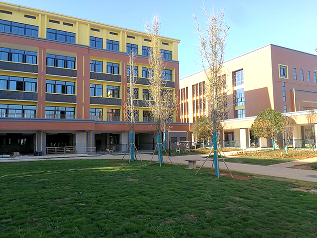黄花镇华阳小学建设项目百日会战工作实况
