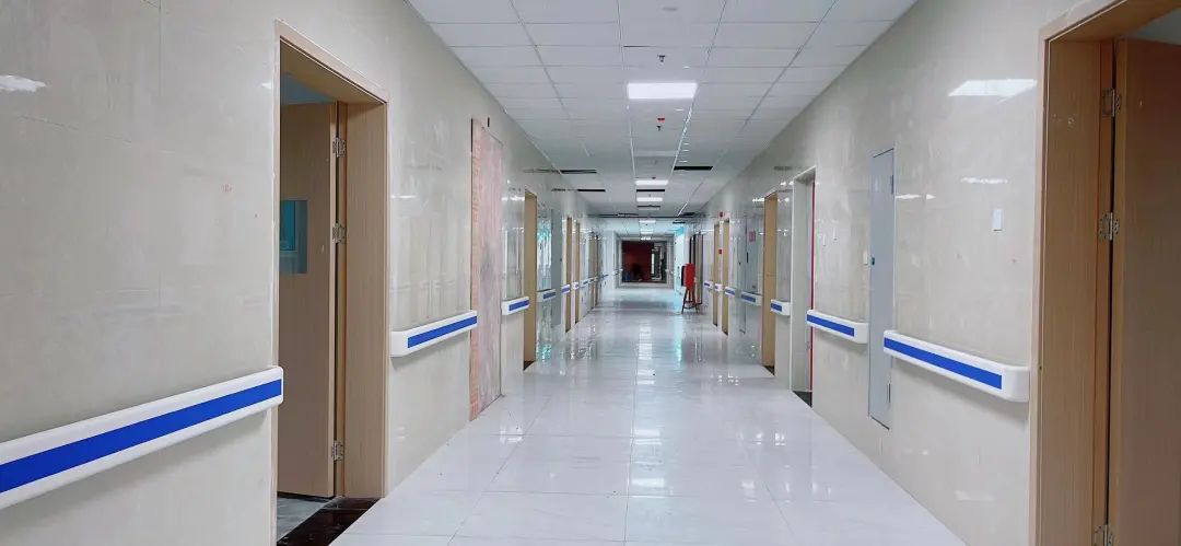 鏖战72小时!邻水县中医医院项目部抗"疫"抢建隔离点